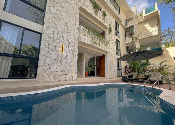 Aparthotel Sak Tuunich Luxury Residences 4*