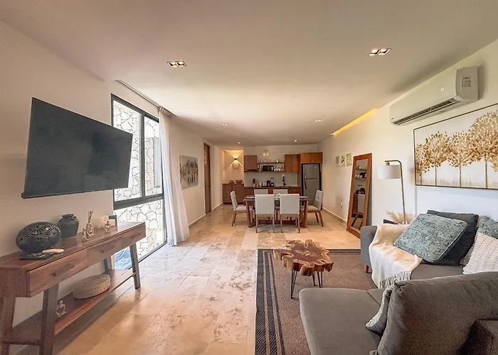 Sak Tuunich Luxury Residences