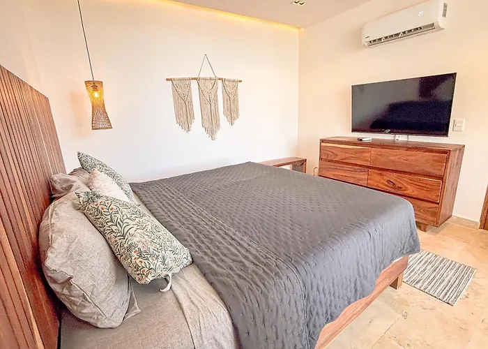 Sak Tuunich Luxury Residences 4*