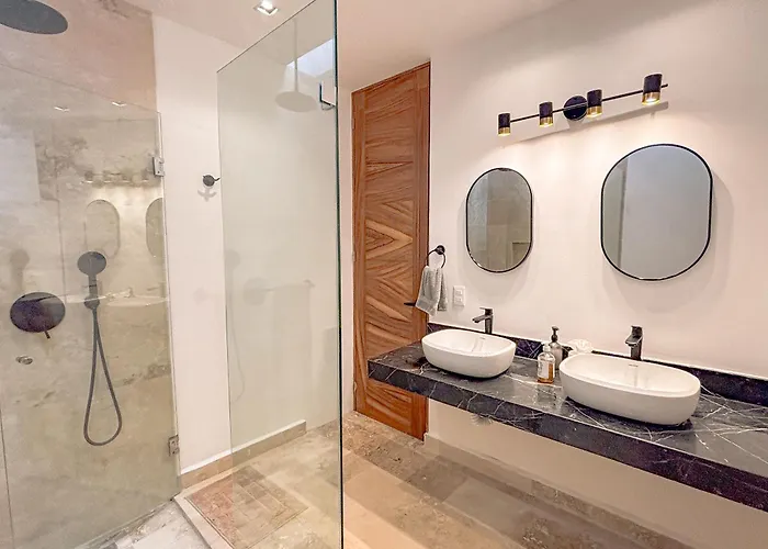 Aparthotel Sak Tuunich Luxury Residences 4*